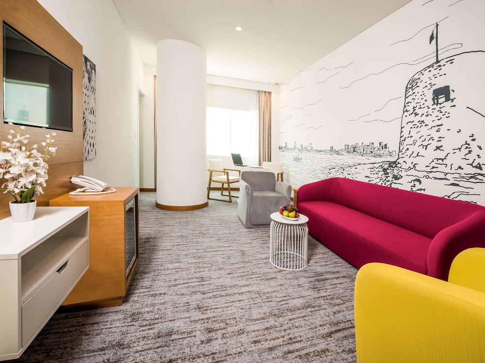 Superior Suite, 2 Twin Beds, Sea View photo 2