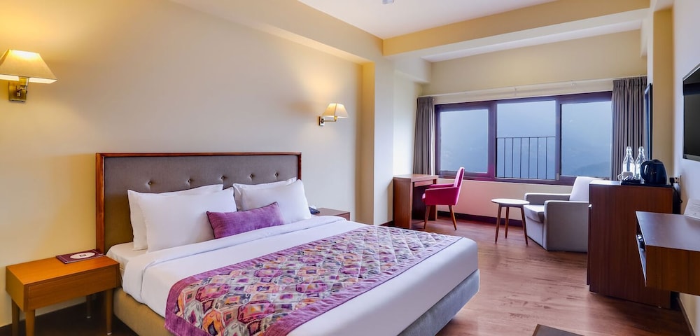 Deluxe Room, Balcony - Photo 3