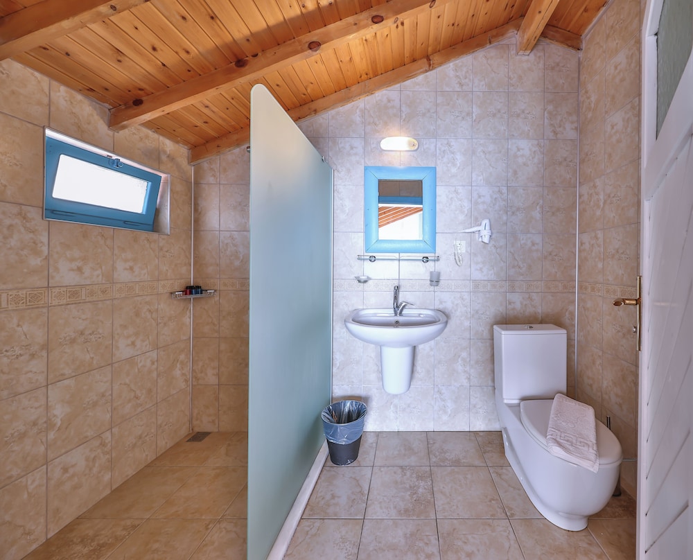 Panoramic Room, 1 Double Bed, Balcony, Sea View photo 3