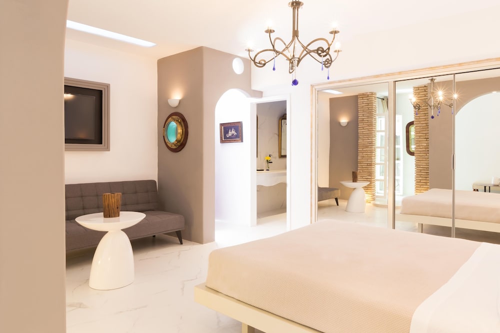 Junior Suite - Photo 1