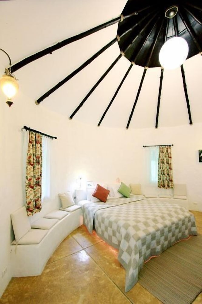 Deluxe Garden Room photo 1