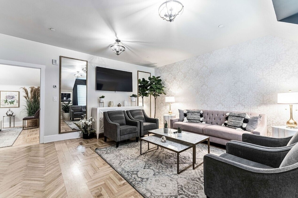 Suite photo 1