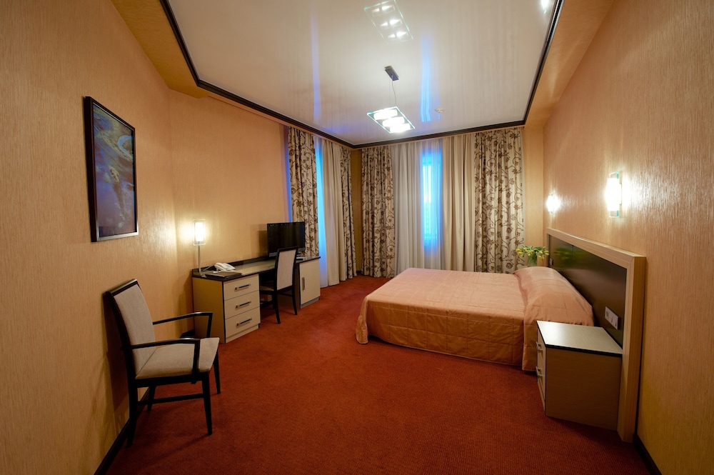 Standard Suite