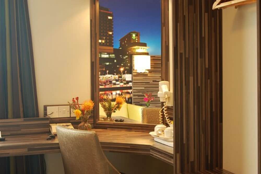 Standard Twin Room - Photo 2