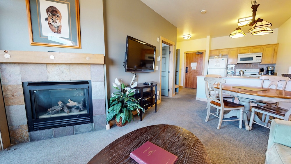 Condo, 1 Bedroom