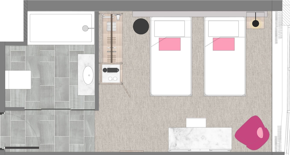 Deluxe Queen/King Room thumbnail 5
