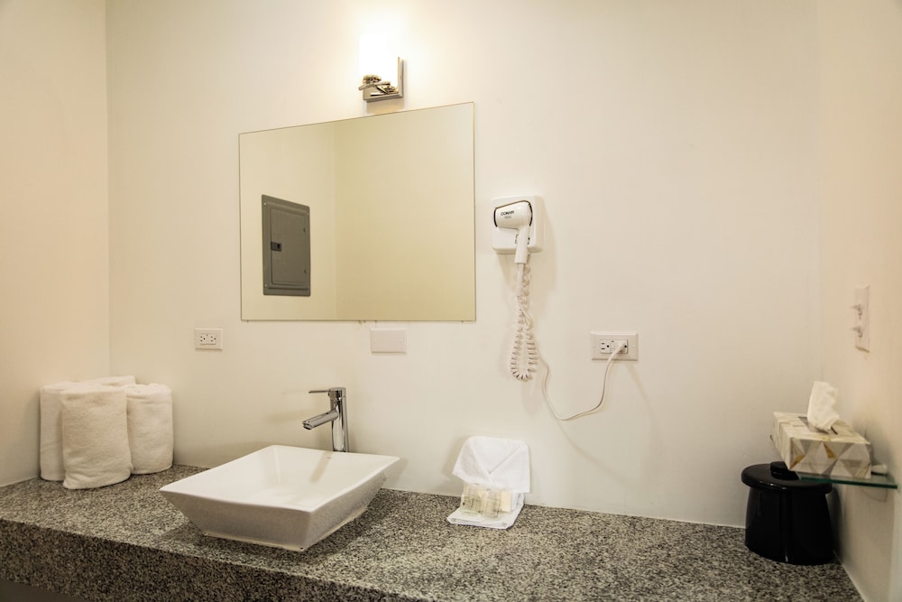 Family Suite - Photo 2