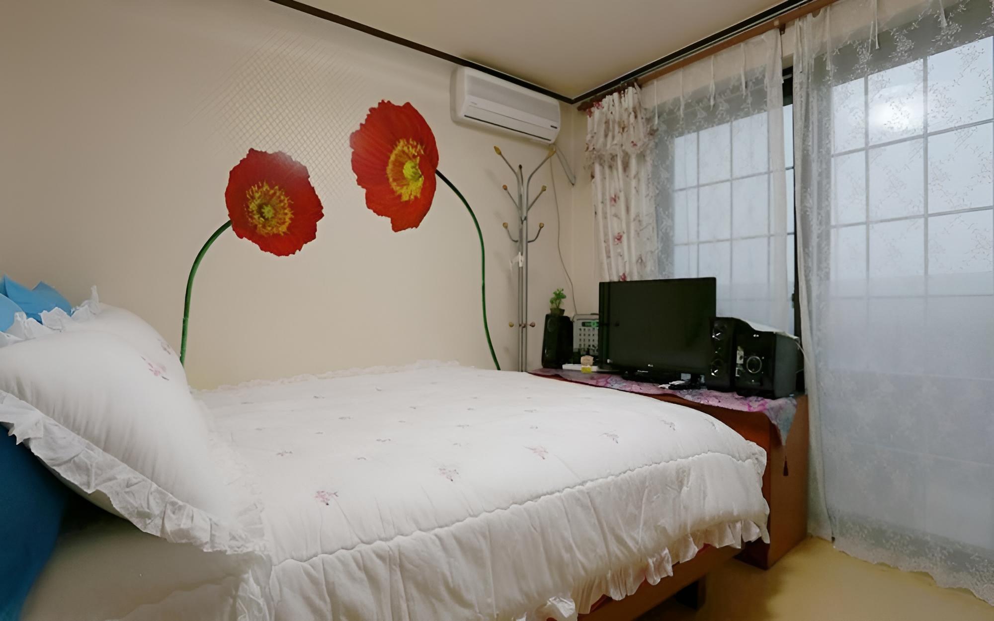 Room (Alkaid)
