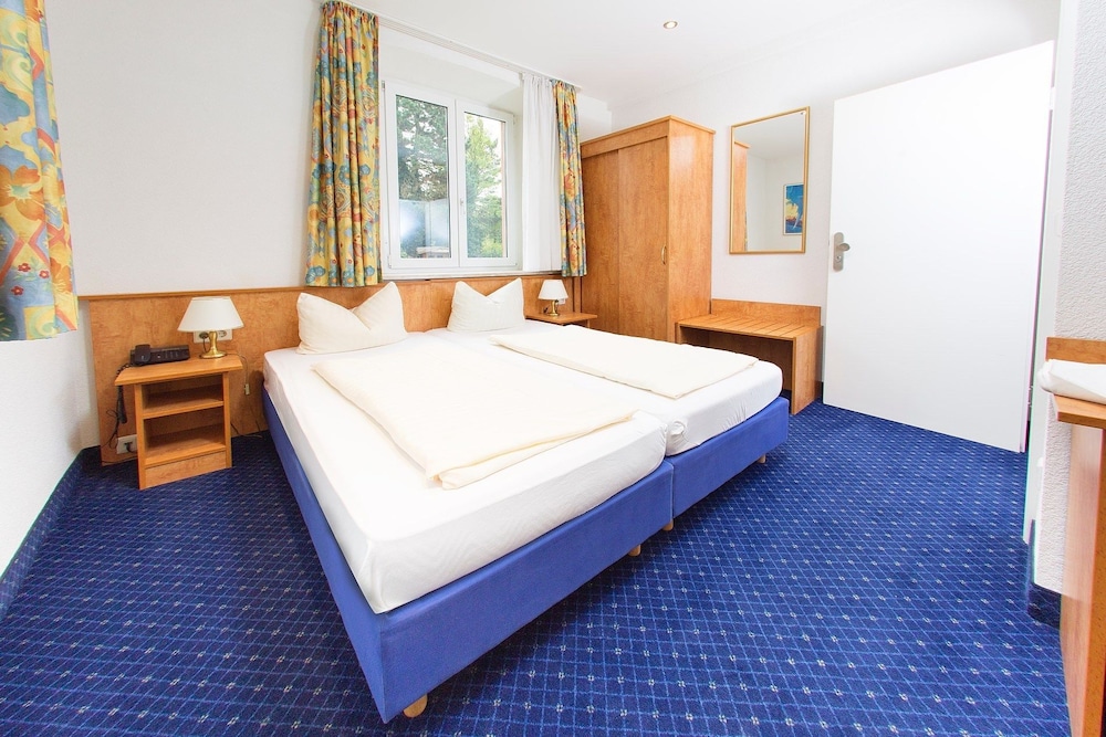 Double Room - Photo 1
