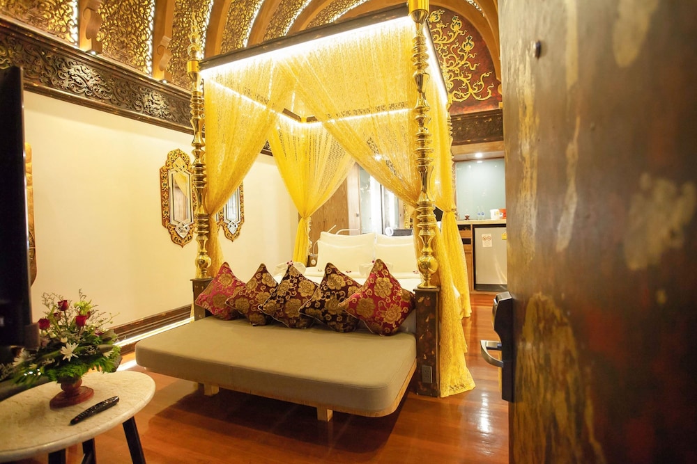 Suite, Garden View (Oasis Suite) - Photo 9