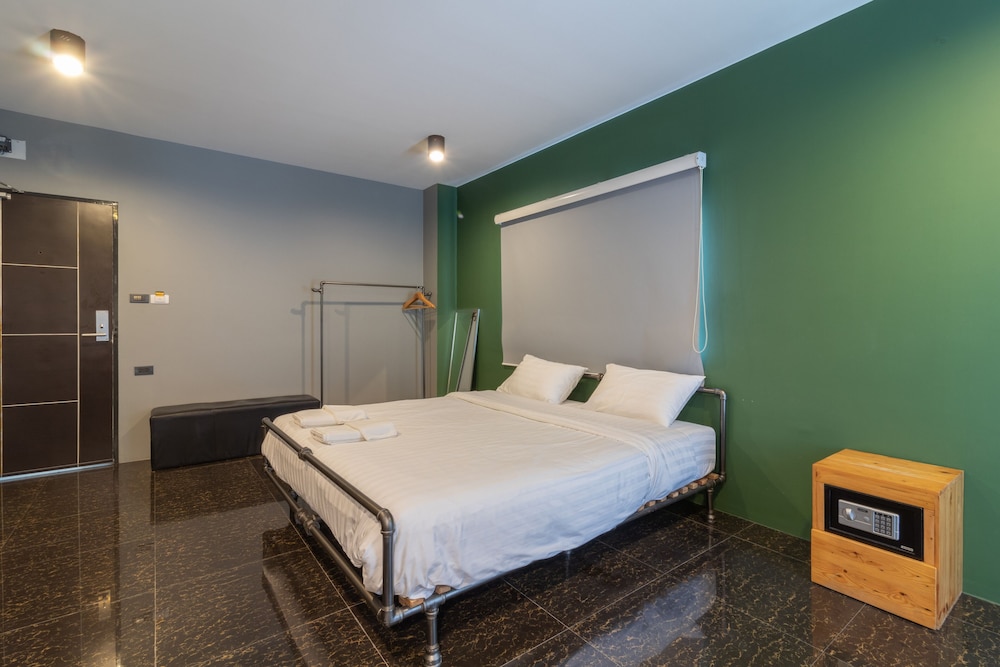 Deluxe Single Room photo 3