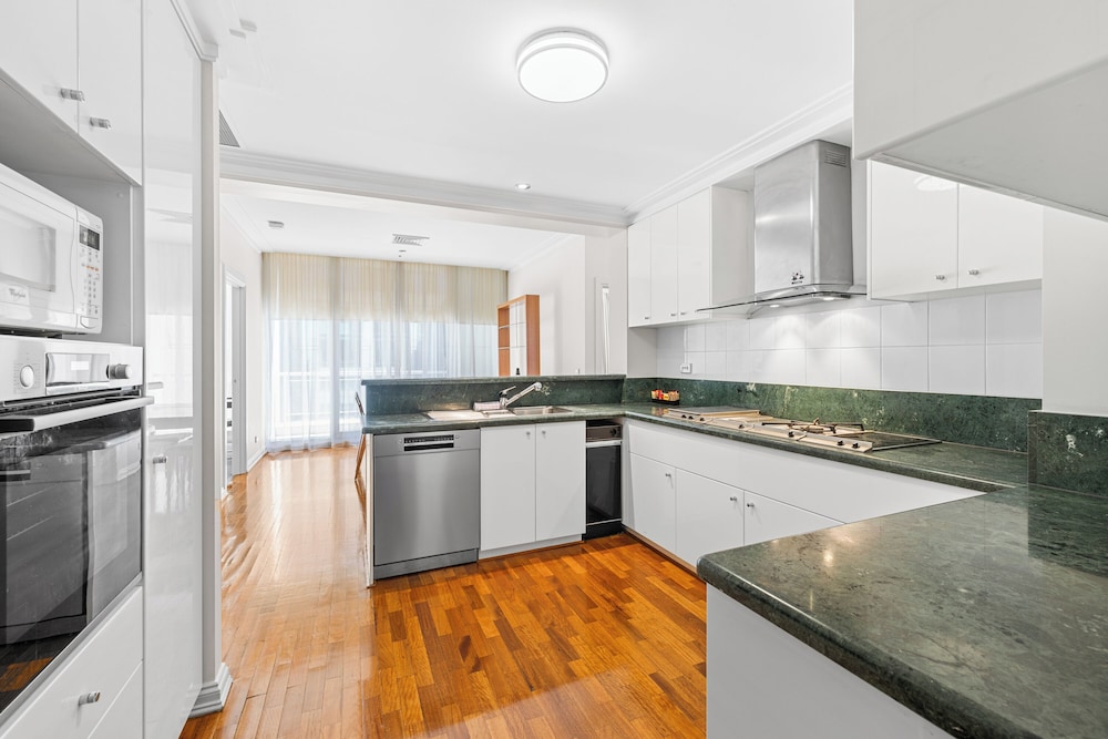 Penthouse Flinders Reach Suite