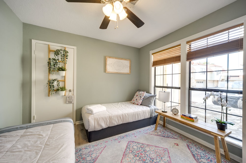 Apartment (2 Bedrooms) photo 2