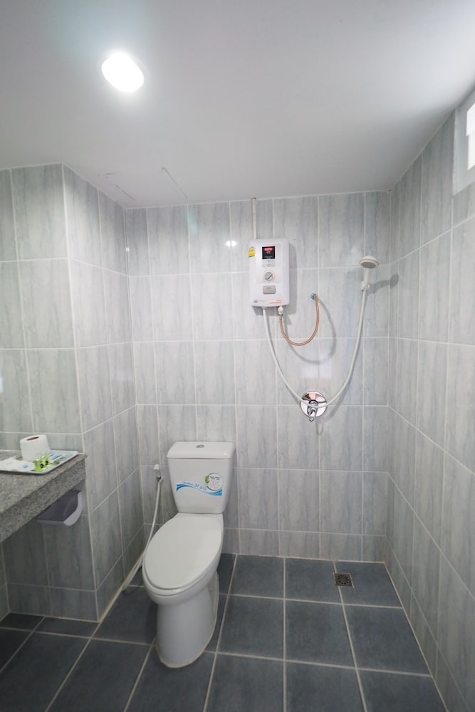 Standard Twin Room photo 3