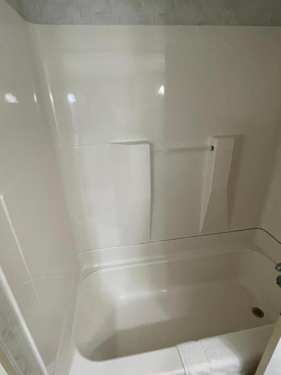 Double Room - Disability Access - Photo 3