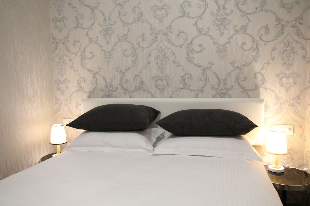 Deluxe Double Room, Balcony, Courtyard View photo 1