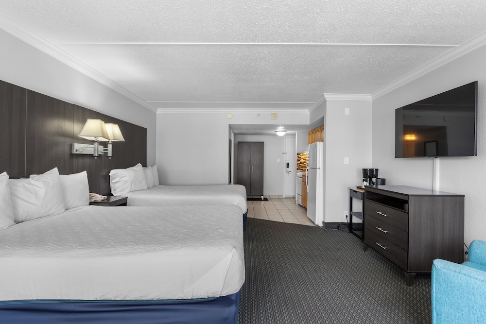Standard Room, 2 Queen Beds, Kitchenette, Oceanfront photo 2