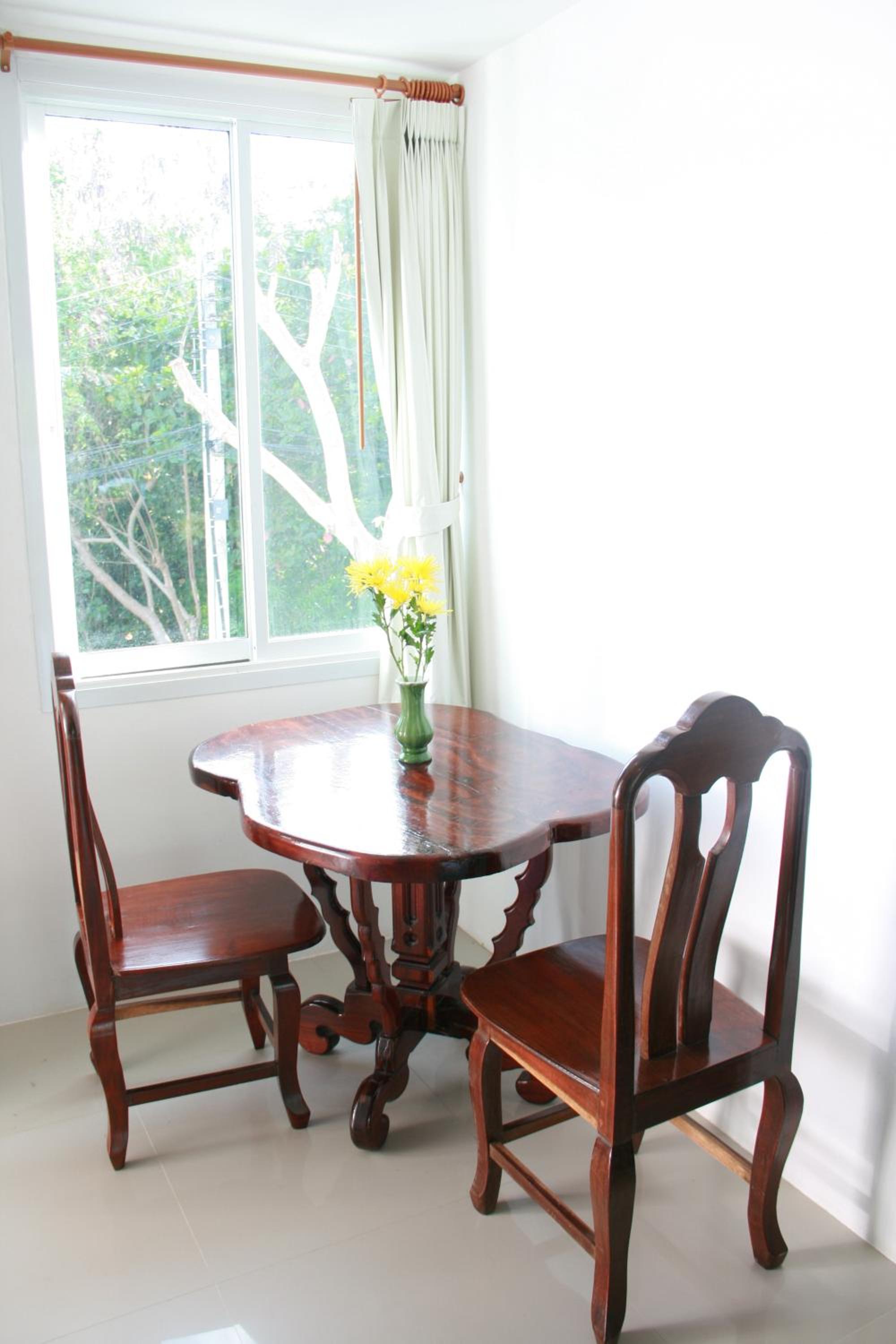 Family Room (4 Adults) - Photo 9