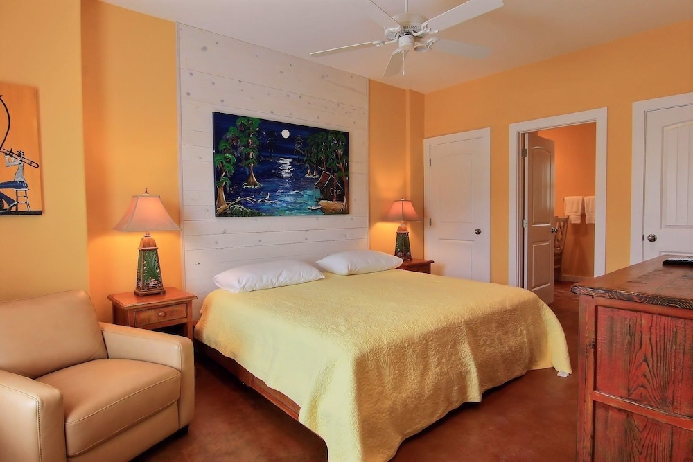 House, 4 Bedrooms