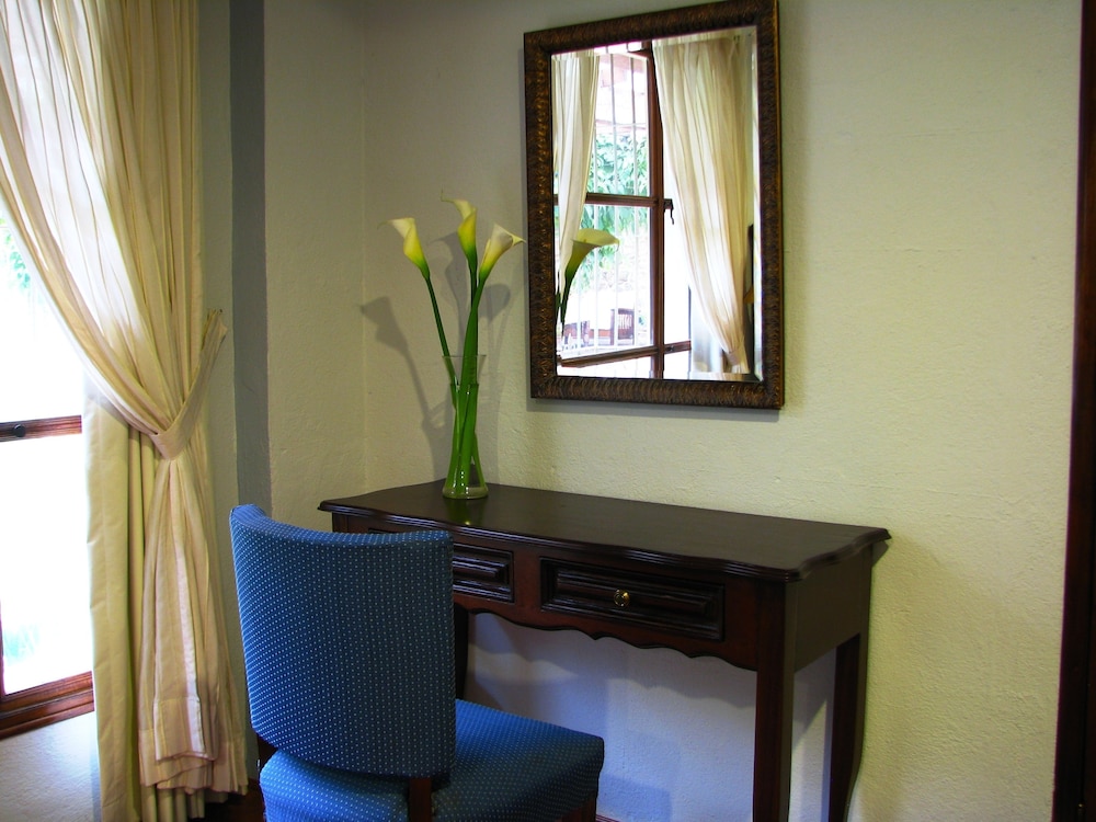 Junior Room, Garden View photo 3