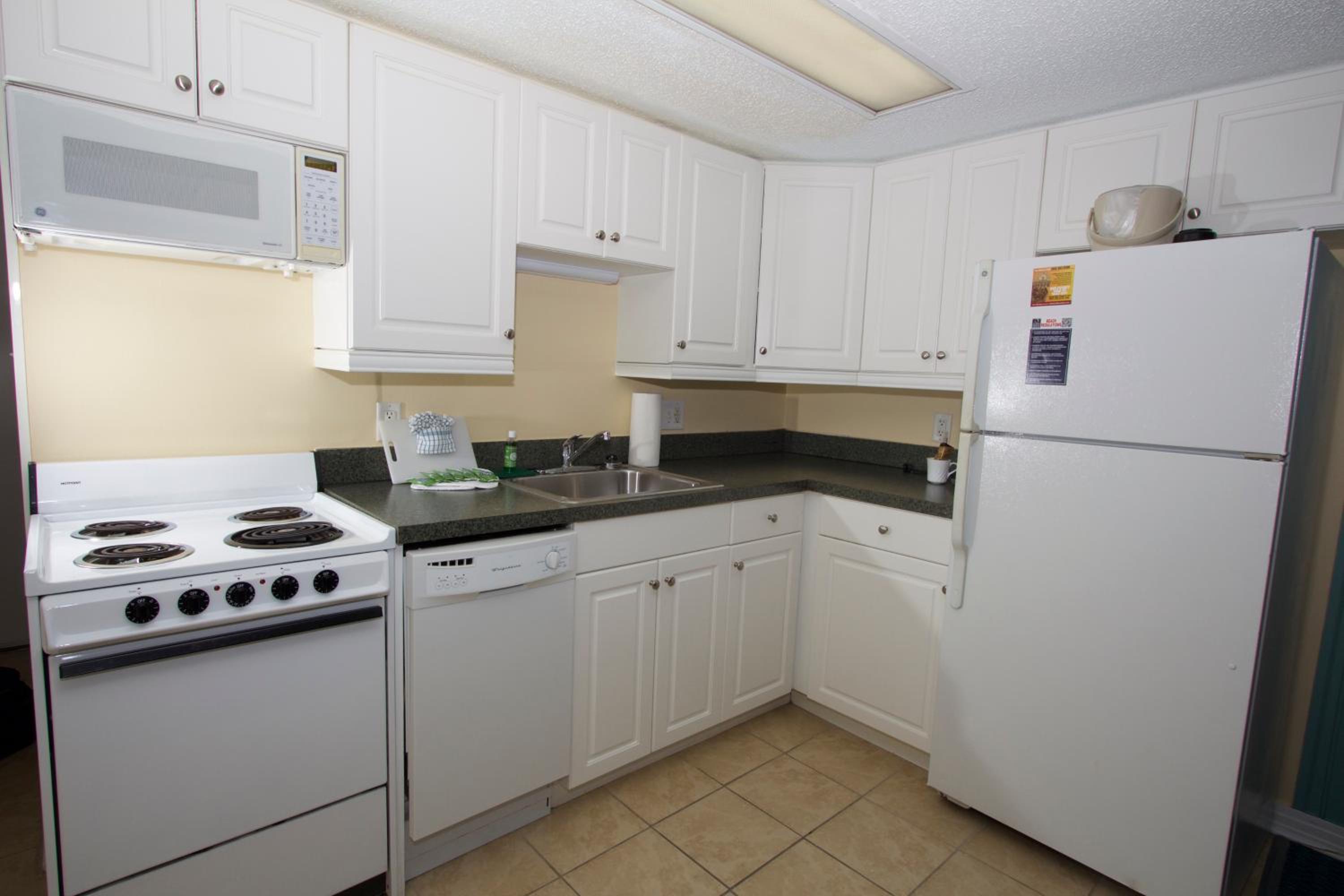 Two-Bedroom Suite photo 2