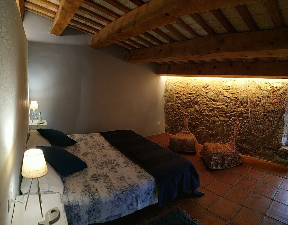 Traditional double room (El Faro)