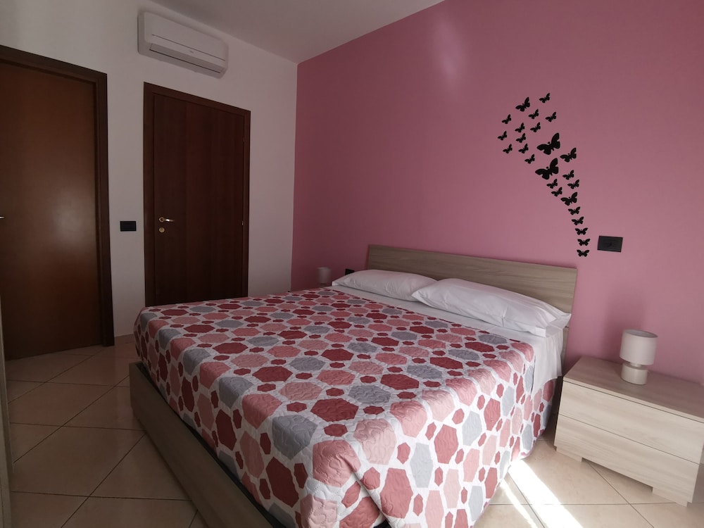 Standard Double Room, 1 Queen Bed, Ensuite photo 3