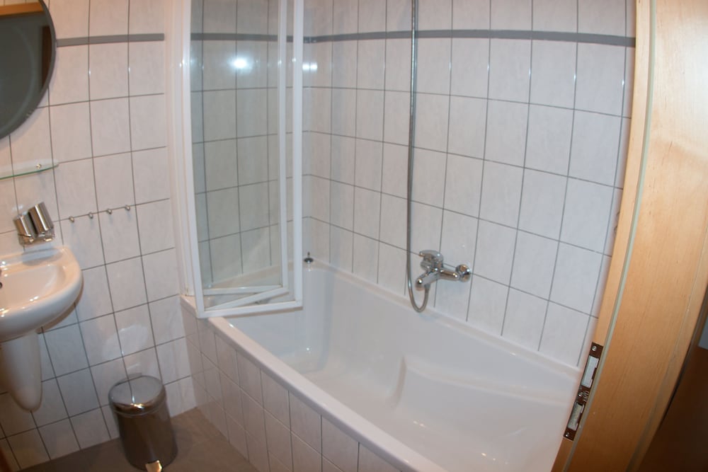 Apartment, 2 Bedrooms, Kitchenette photo 3