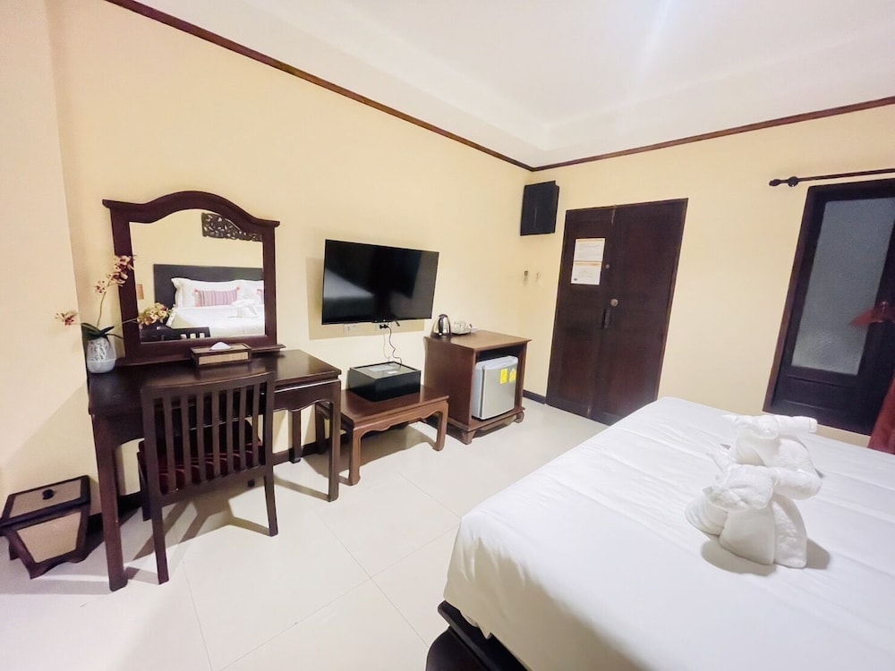 Standard Double Or Twin Room - Photo 6