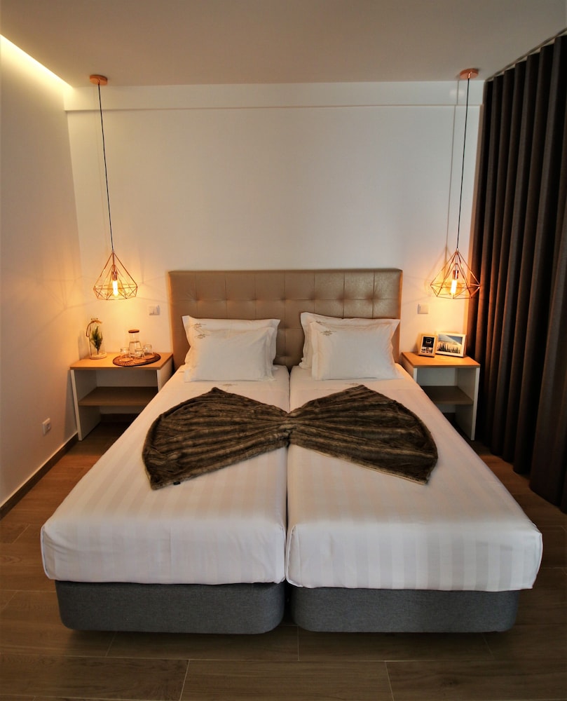 Deluxe Double Room, City View