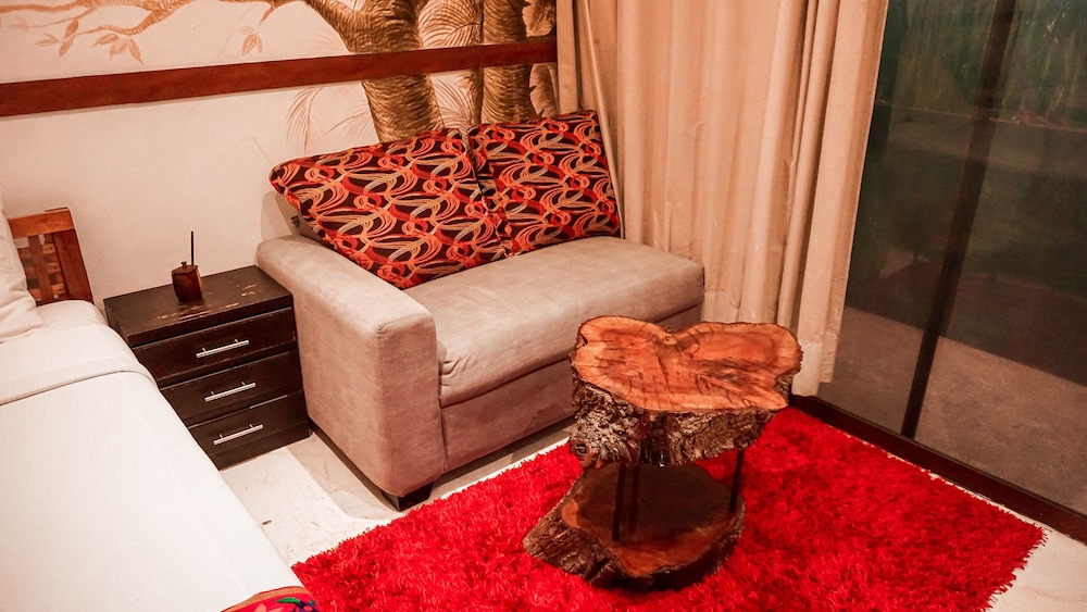 Family Room - Photo 8