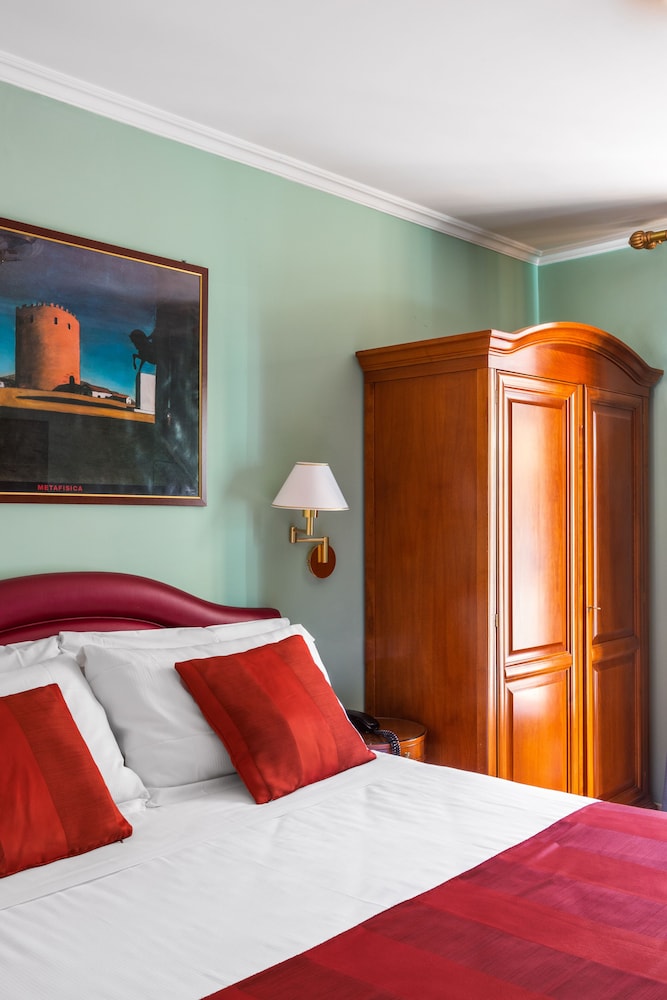Economy Double Room photo 2