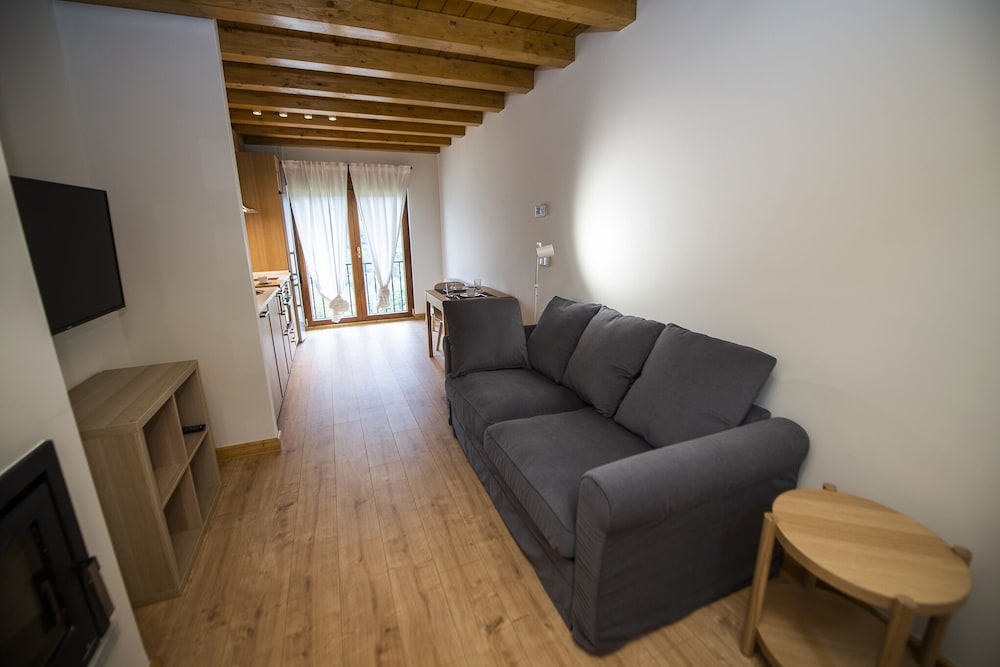 Standard Duplex, Accessible, Ensuite photo 2