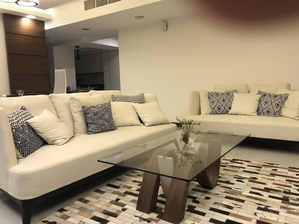 Apartment, 2 Bedrooms, Sea View photo 2
