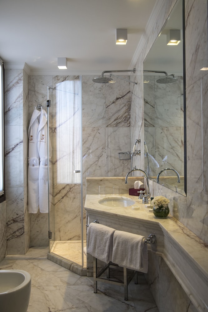Junior Suite - Photo 6