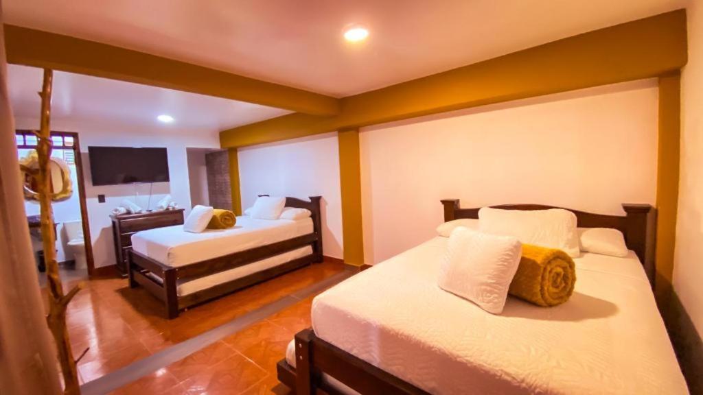 Deluxe Family Room