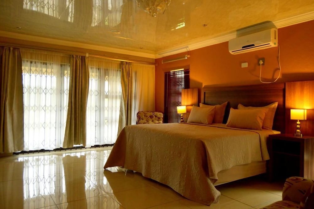 Basic Room photo 3