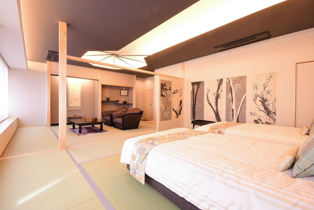 Suite room (Bamboo Shade) Non-smoking photo 3