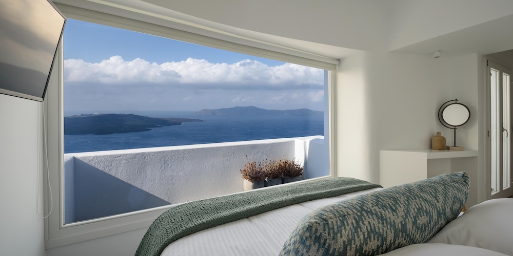 Suite, Balcony (Outdoor Jetted tub Caldera view ) - Photo 12
