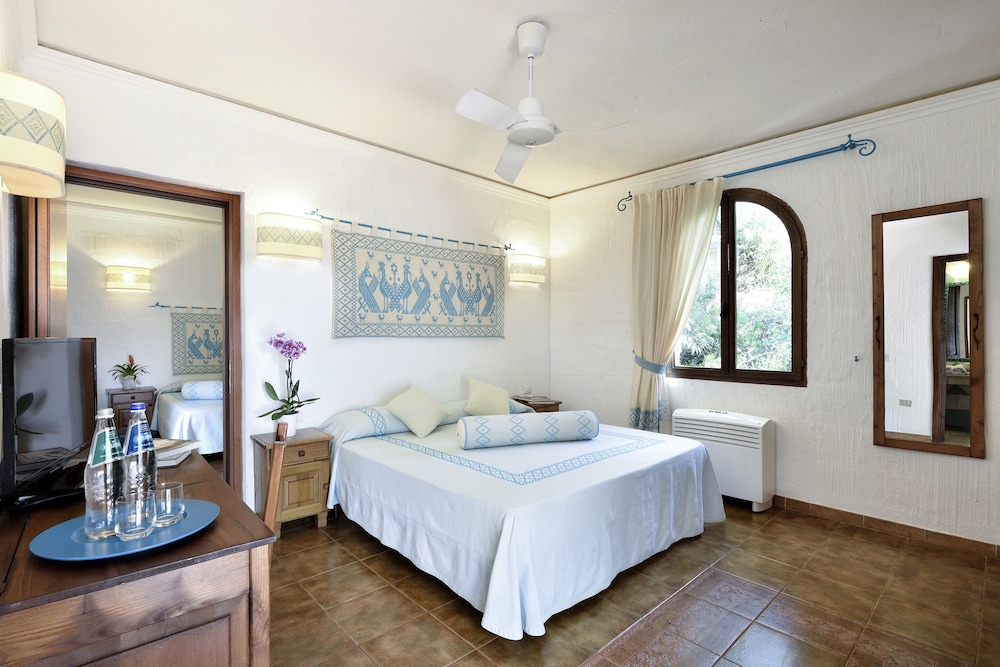 Family Room, 2 Bedrooms, Connecting Rooms