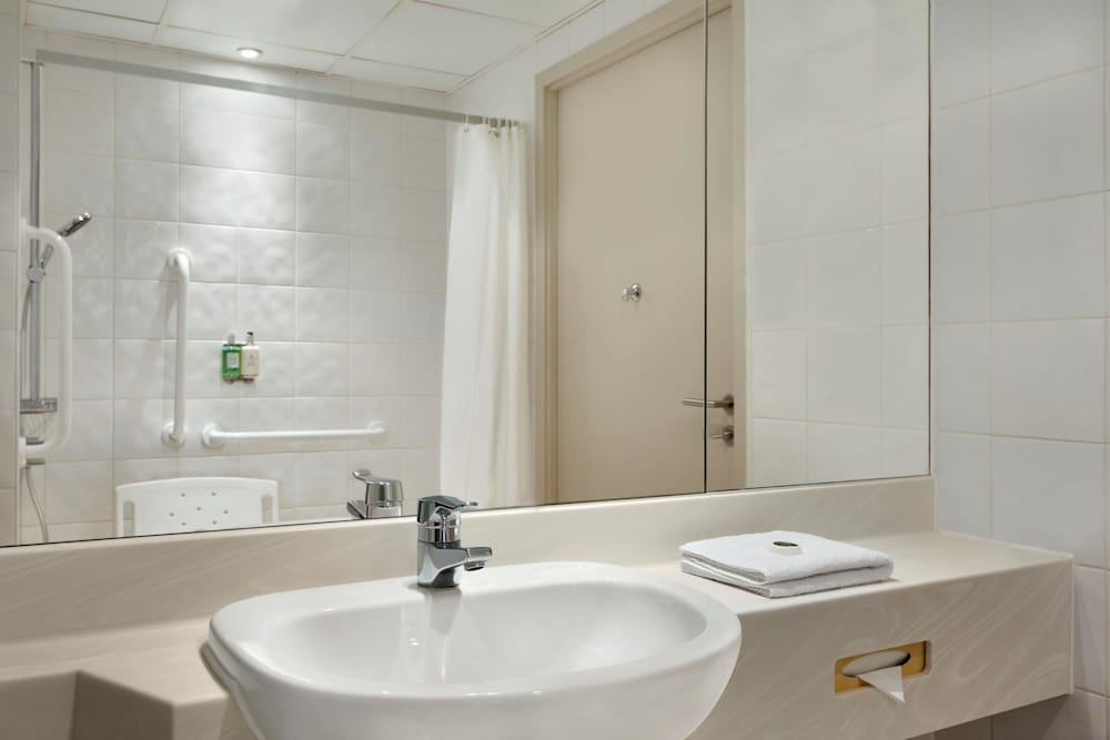 Ramada Hotel & Suites by Wyndham Coventry, Billede 5