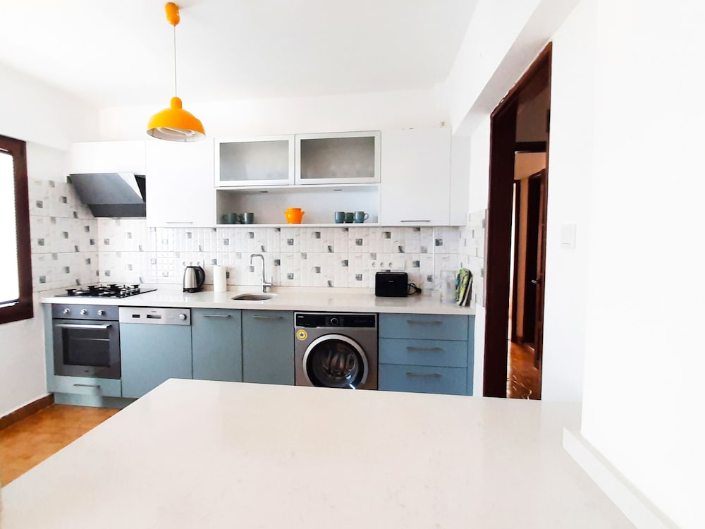 Condo, 2 Bedrooms, Partial Sea View, Garden Area (3 No) photo 2