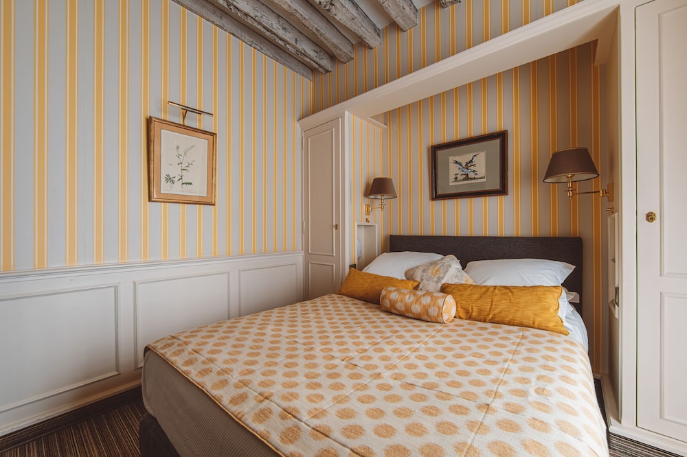Classic Room (La Chambre) photo 1