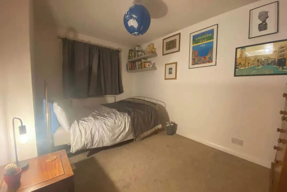 Basic House, Multiple Beds photo 2