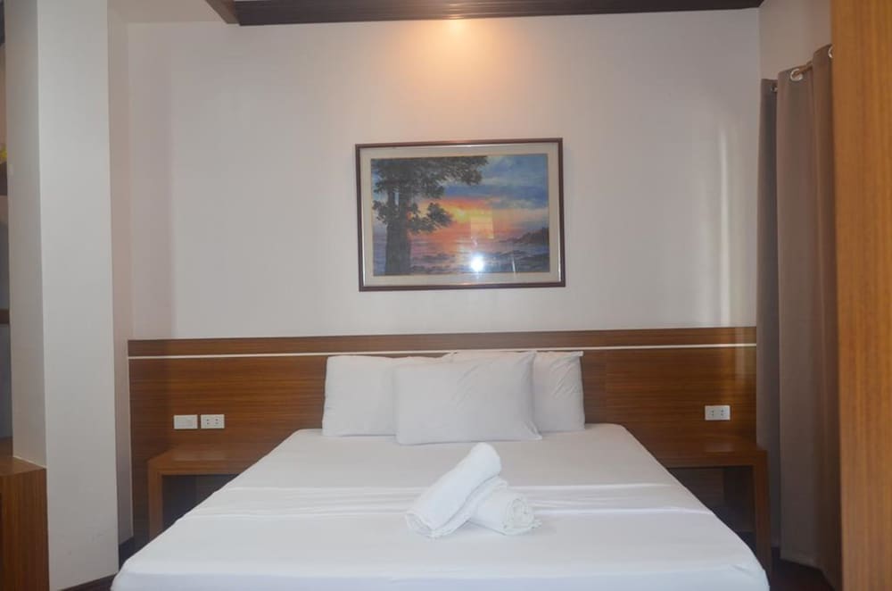 Upper Floor Villa photo 3