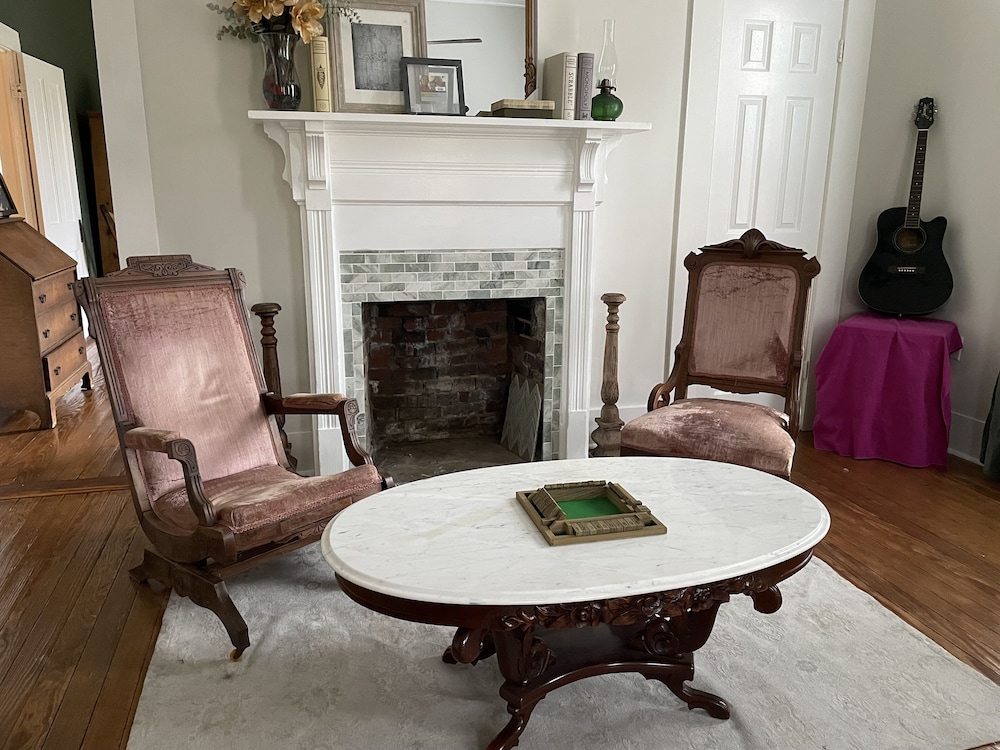 Geneva Suite photo 2
