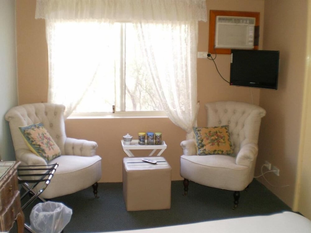 Classic Double Room, 1 Bedroom, Non Smoking (Grand Garden Room) photo 2