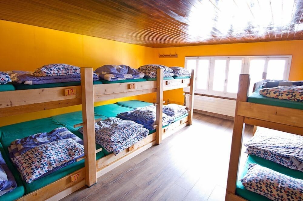 Shared Dormitory, Women only, Mountain View photo 1