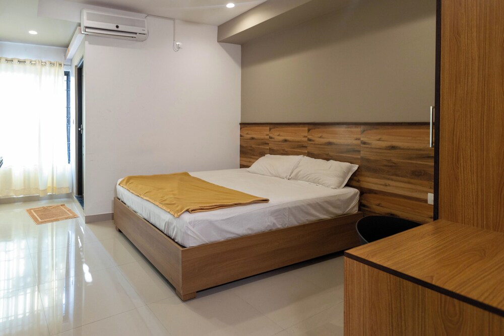 Comfort Double Room, City View