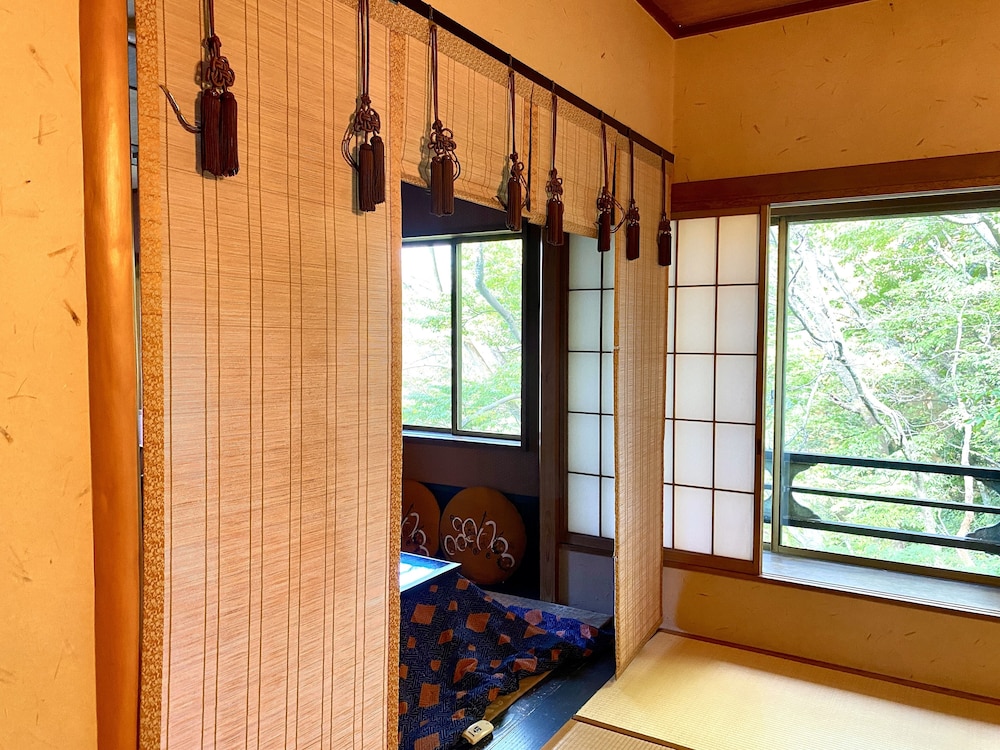 Japanese Style Standard Room thumbnail 5